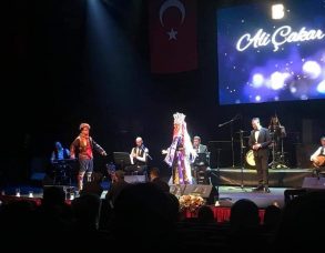 Ali Çakar konserine katılım sağladık