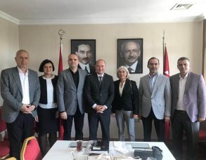 CHP Grup Sözcüsü Tarık Balyalı beyi ziyaret ettik